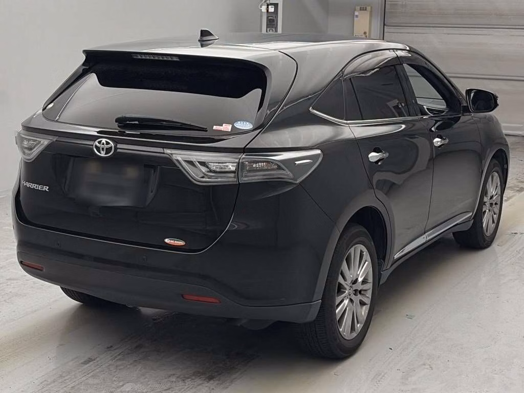 TOYOTA HARRIER