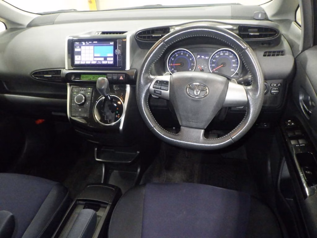 TOYOTA WISH