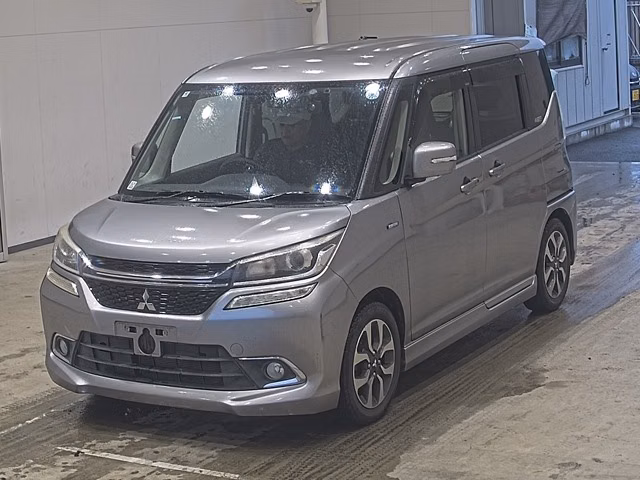 MITSUBISHI DELICA D:2