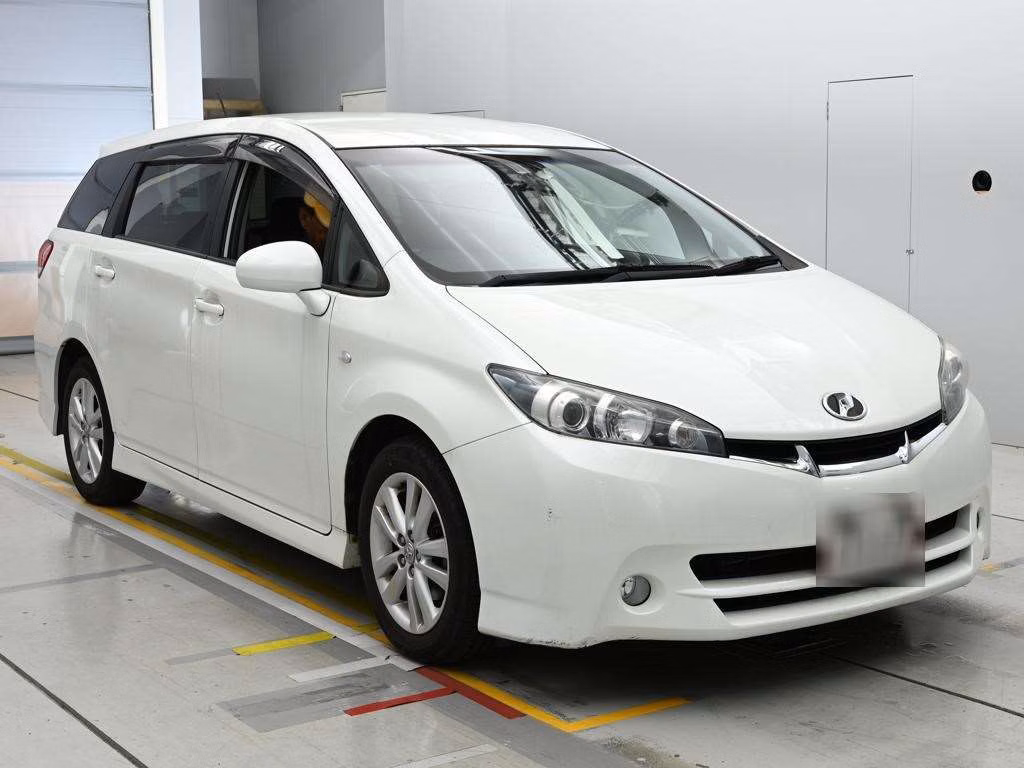 TOYOTA WISH