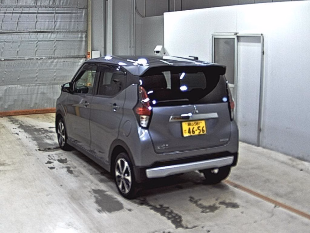 MITSUBISHI EK X