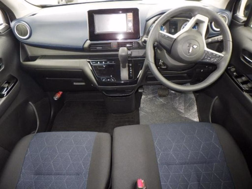 MITSUBISHI EK X