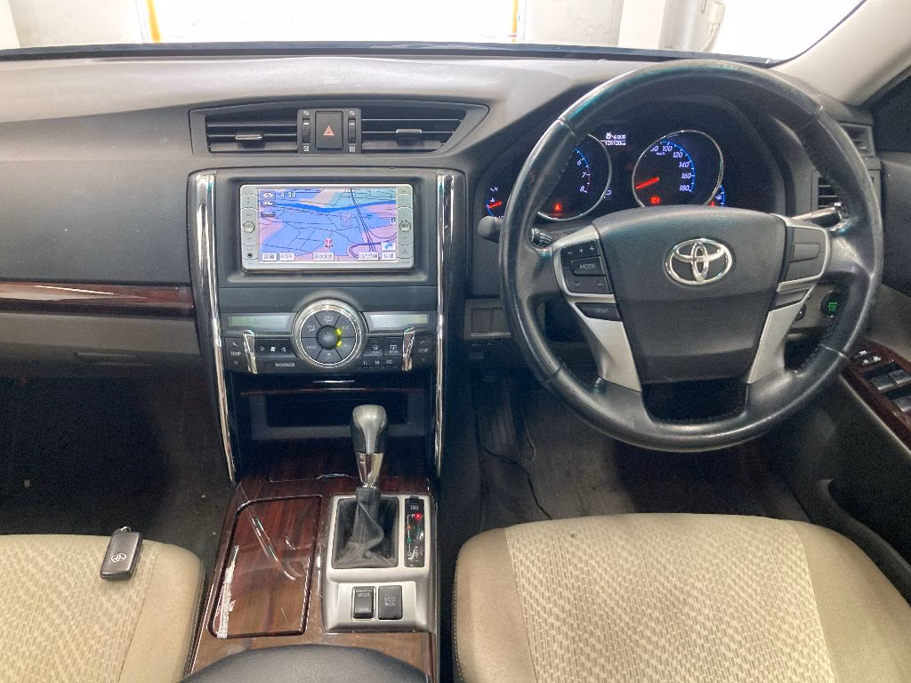 TOYOTA MARK X