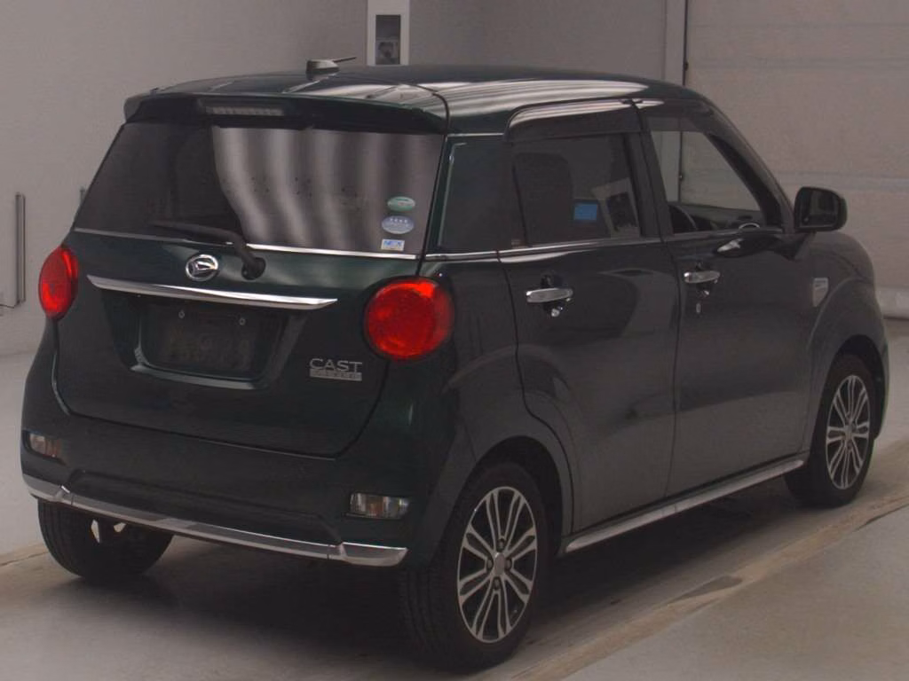 DAIHATSU CAST