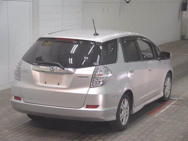 HONDA FIT SHUTTLE