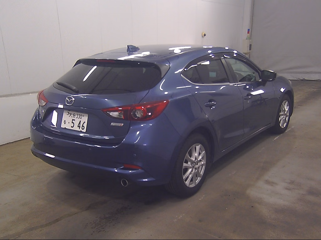 MAZDA AXELA