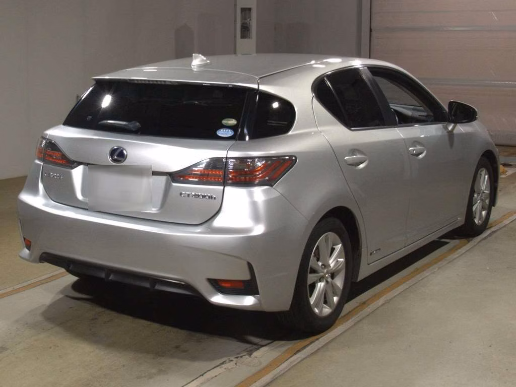 LEXUS CT200H