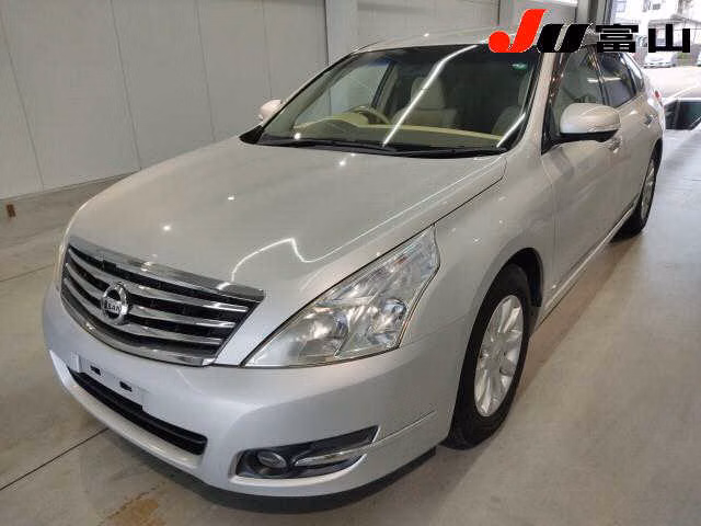 NISSAN TEANA