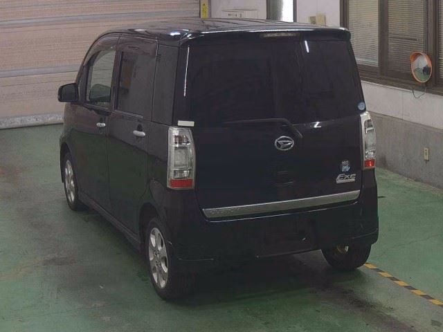 DAIHATSU TANTO EXE