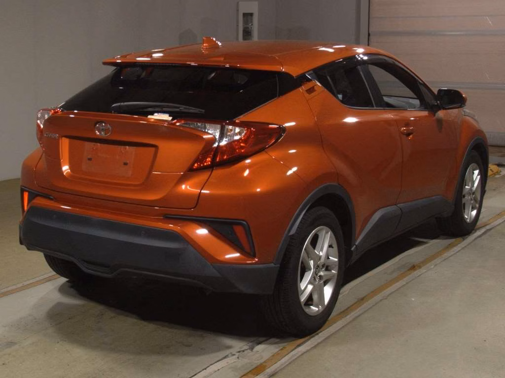 TOYOTA C-HR