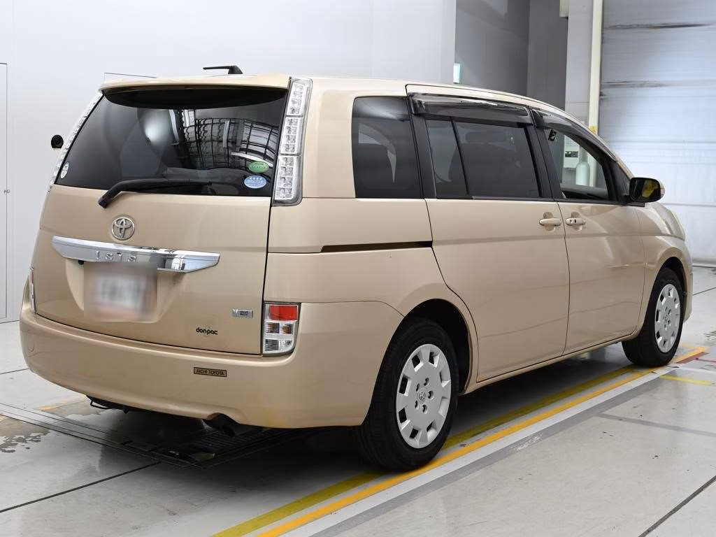 TOYOTA ISIS
