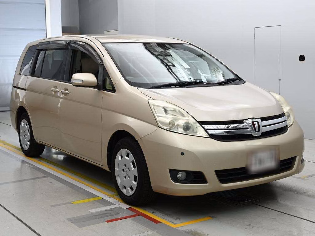 TOYOTA ISIS