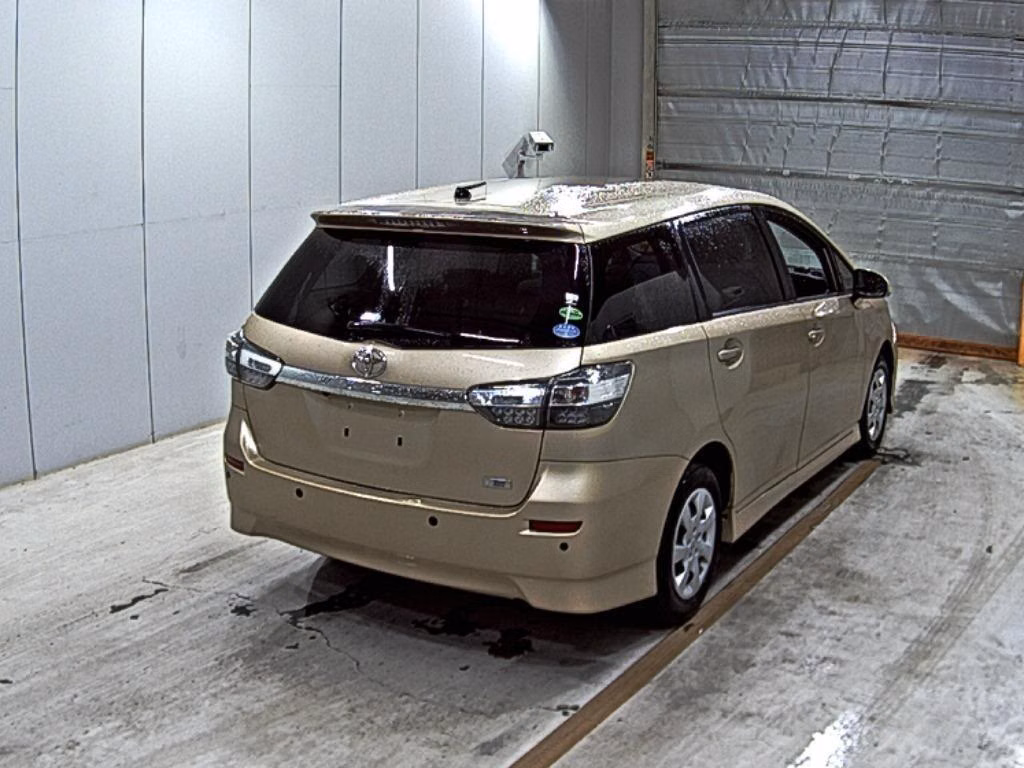 TOYOTA WISH