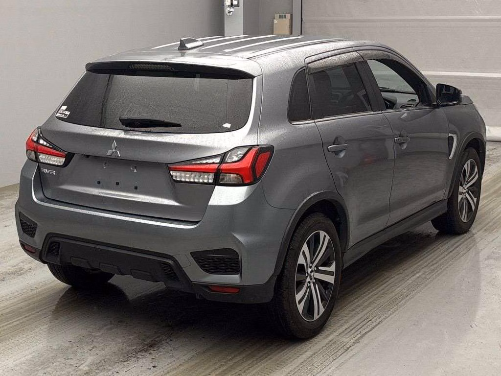 MITSUBISHI RVR