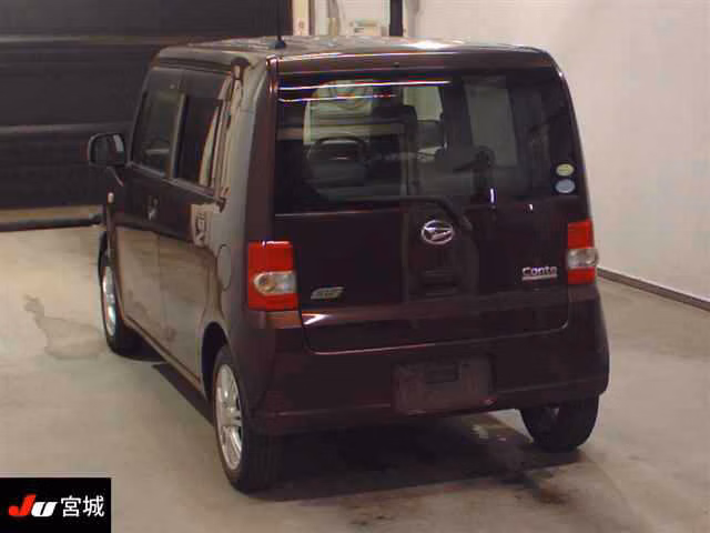 DAIHATSU MOVE CONTE