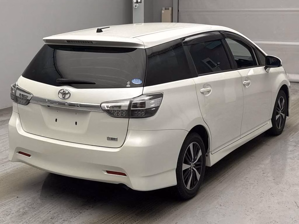 TOYOTA WISH