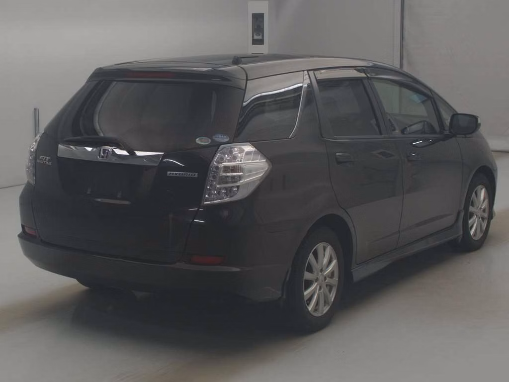 HONDA FIT SHUTTLE