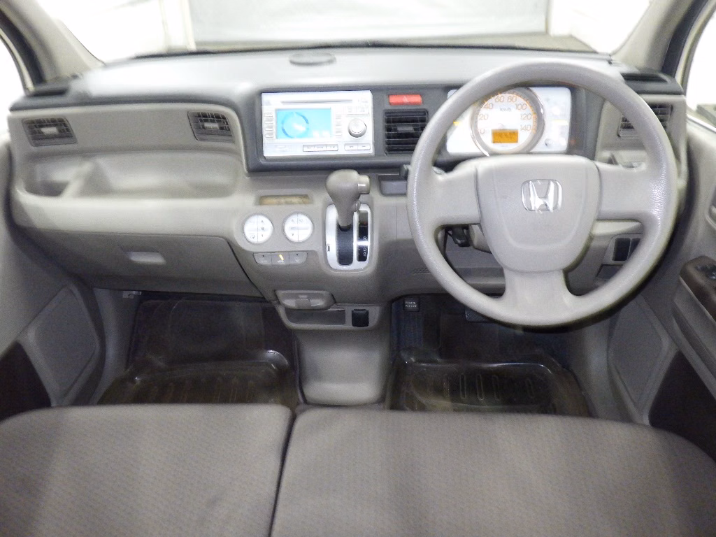 HONDA LIFE