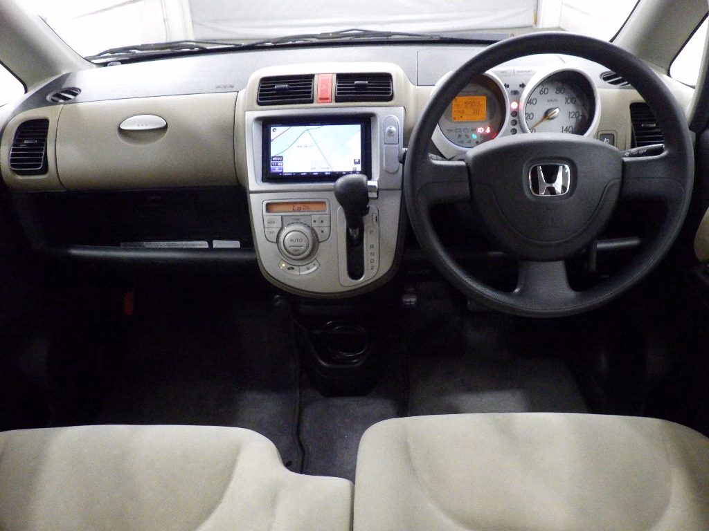 HONDA LIFE
