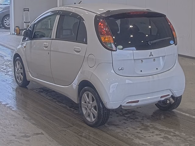 MITSUBISHI I