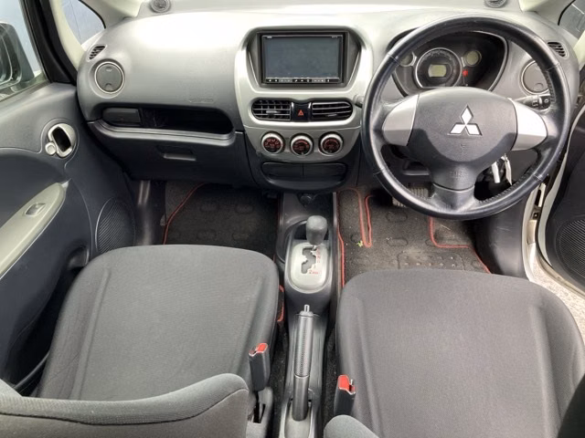 MITSUBISHI I