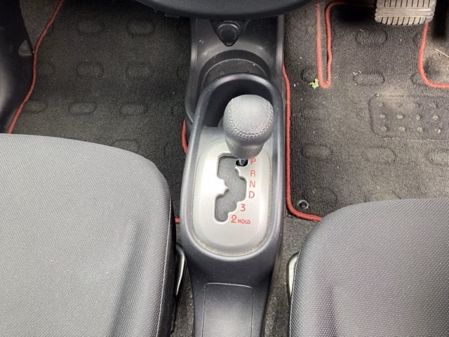 MITSUBISHI I