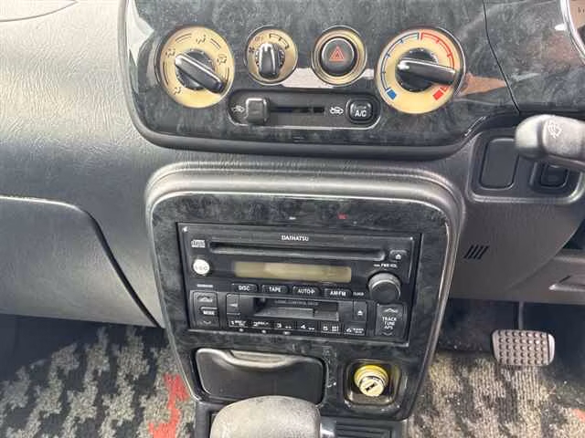 DAIHATSU MIRA GINO