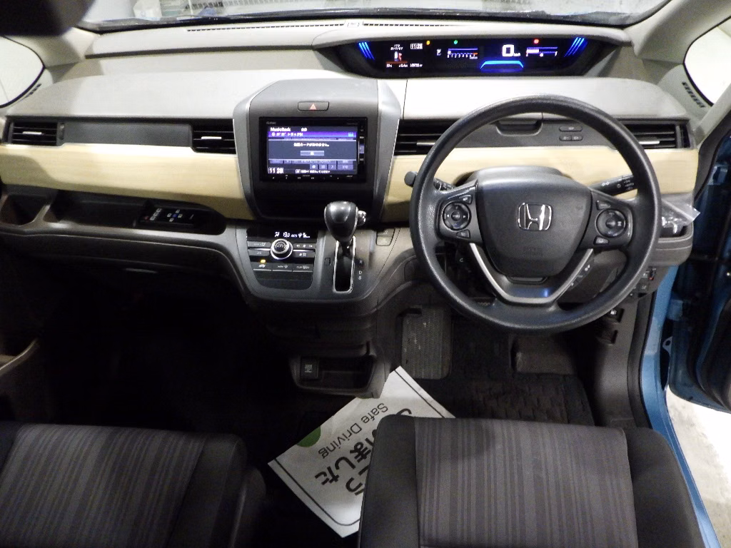 HONDA FREED