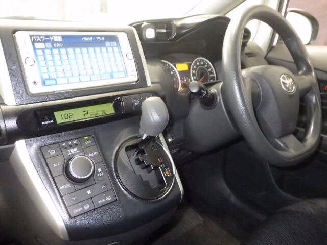 TOYOTA WISH