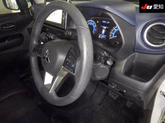 MITSUBISHI EK X