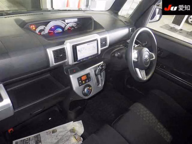 DAIHATSU WAKE