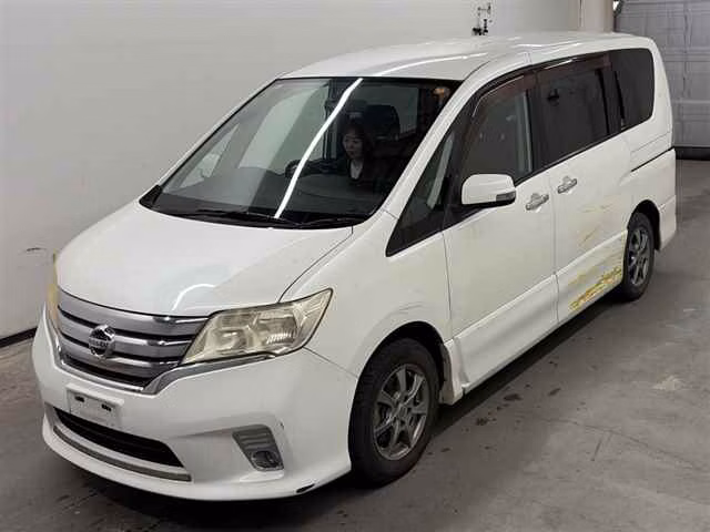 NISSAN SERENA