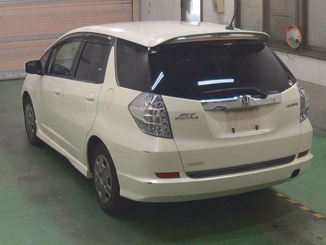 HONDA FIT SHUTTLE