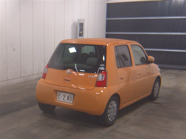 DAIHATSU ESSE