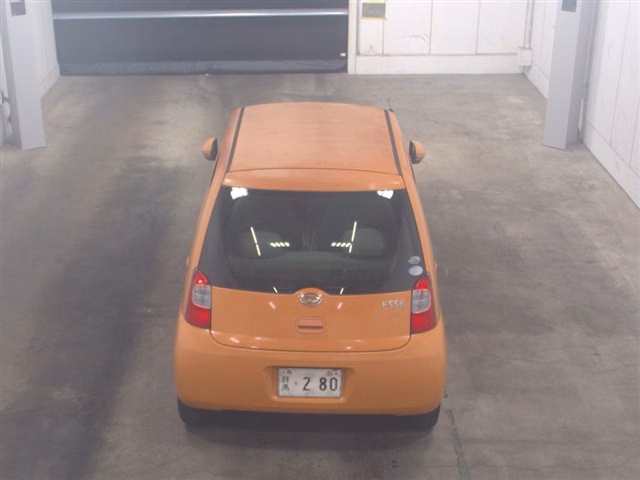 DAIHATSU ESSE