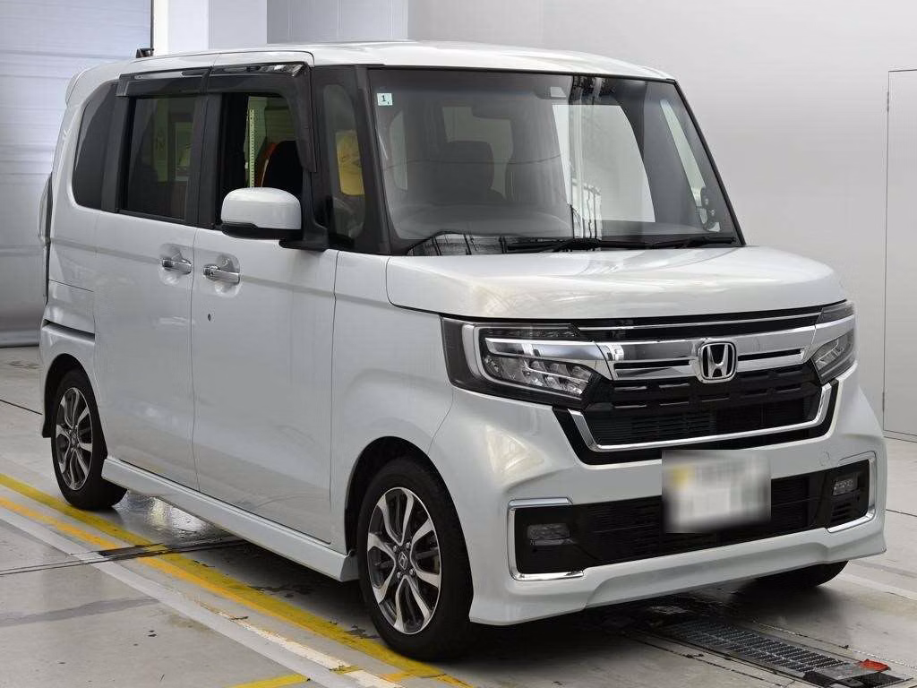 HONDA N-BOX