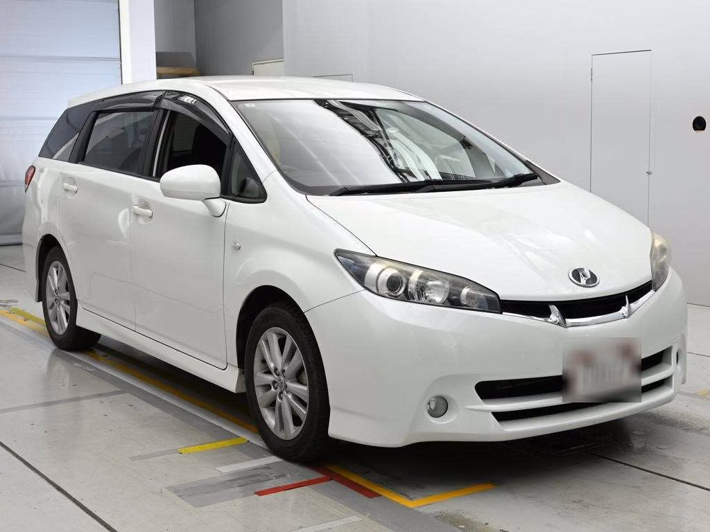 TOYOTA WISH