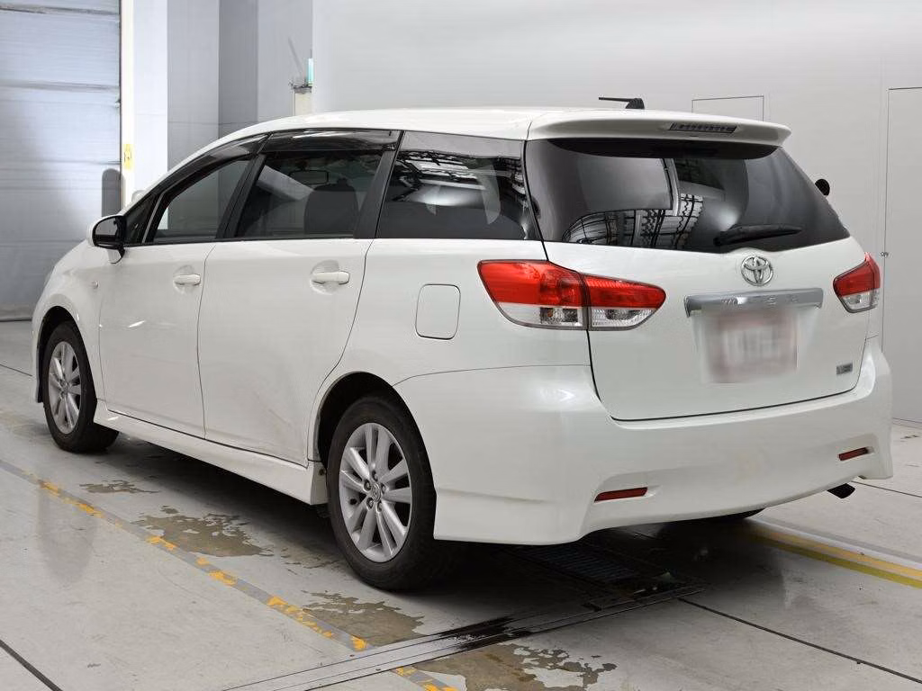 TOYOTA WISH