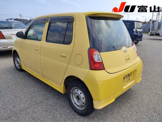 DAIHATSU ESSE
