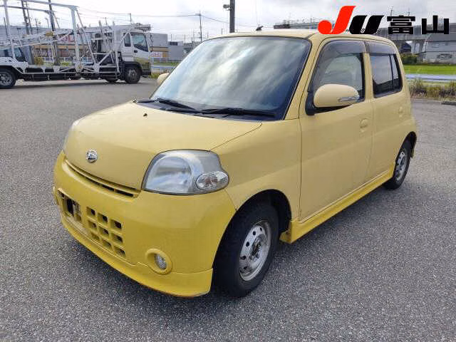 DAIHATSU ESSE
