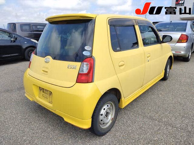 DAIHATSU ESSE