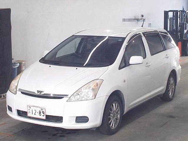 TOYOTA WISH