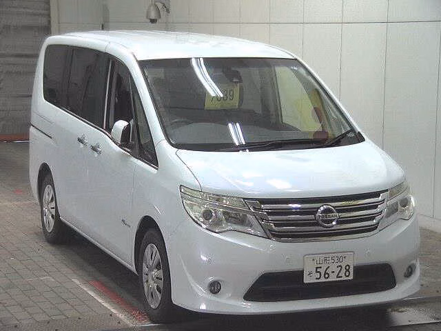NISSAN SERENA