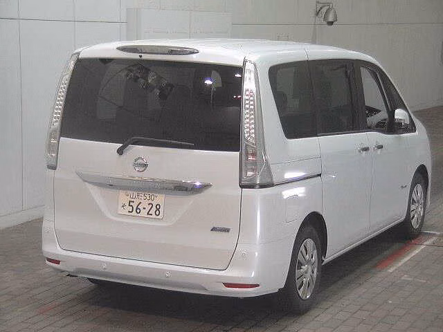 NISSAN SERENA