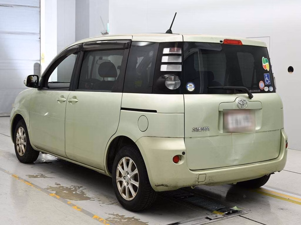 TOYOTA SIENTA