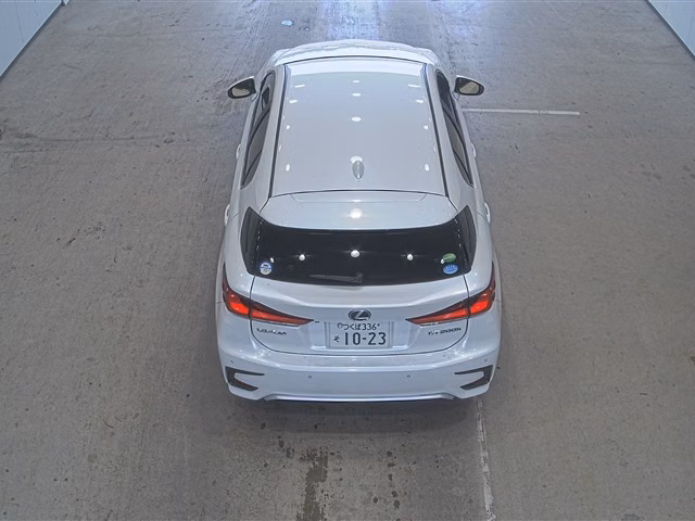 LEXUS CT200H
