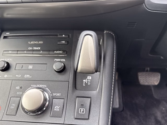 LEXUS CT200H