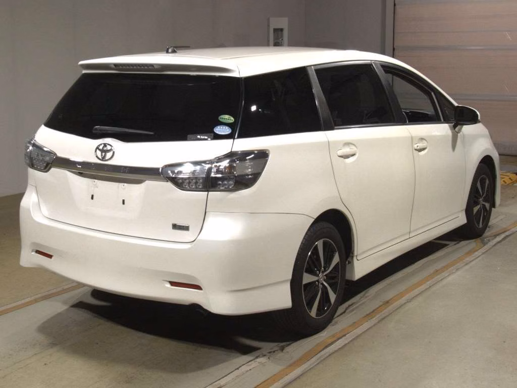 TOYOTA WISH