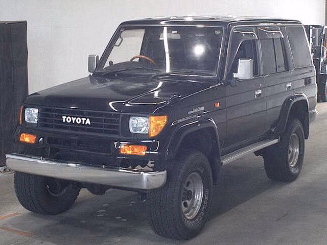 TOYOTA LAND CRUISER PRADO