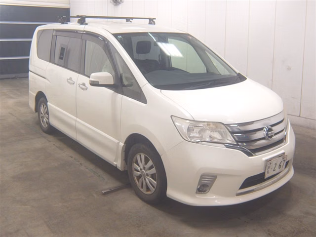 NISSAN SERENA